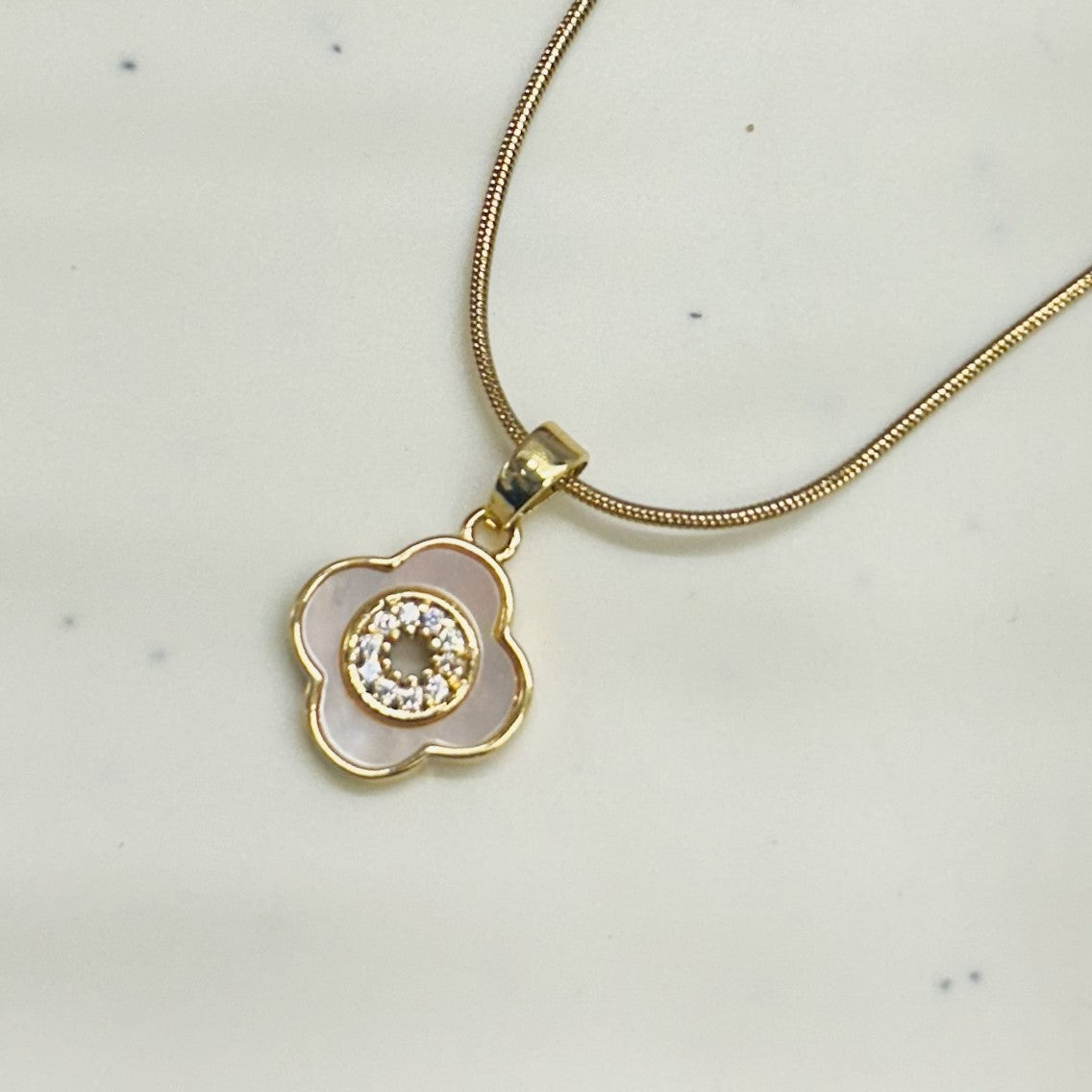 Clover Chain Pendant