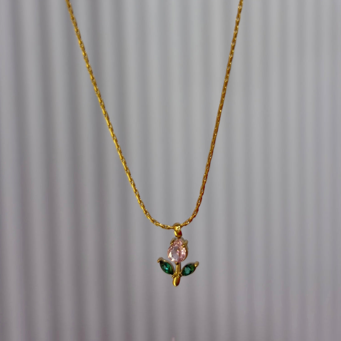 Tulip Chain Pendant