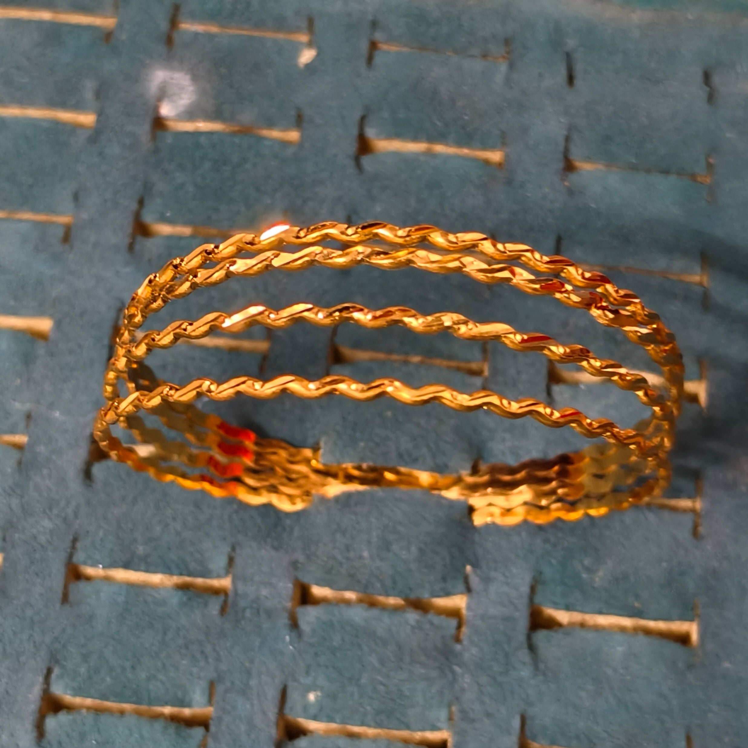 Gold Bangles 4 Pcs [ 2.8 ]